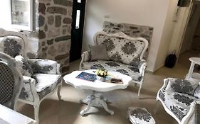 New Renovated Old Town Martiva Apartment